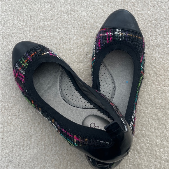 Me Too Black and Colorful Patterned Flats - Picture 6 of 7